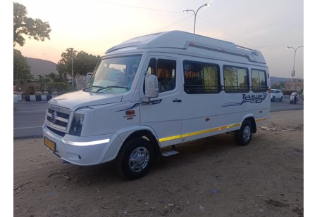 Tempo Traveller hire in Jaipur
